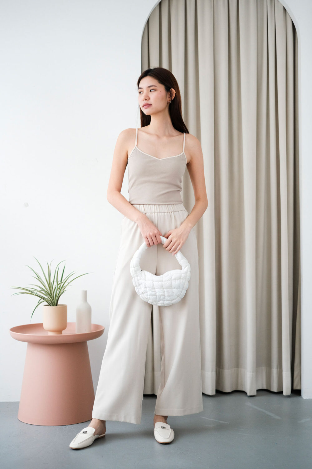 Contrast Trim Padded Tank Top - Image 7