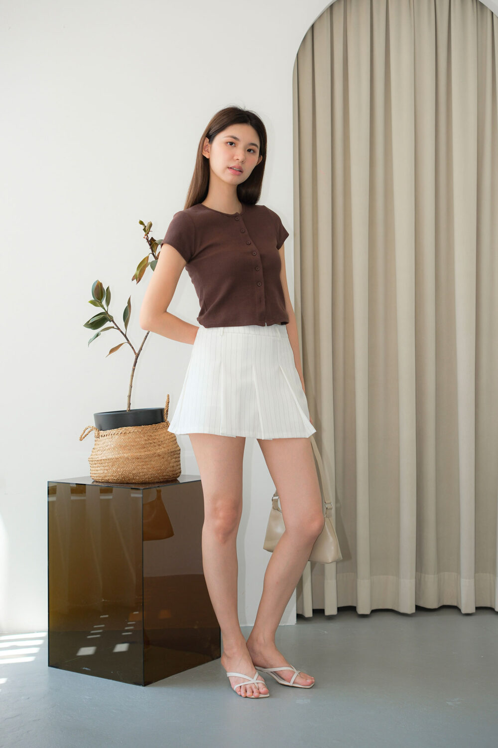 Open Button Ribbed T-Shirt - Image 5