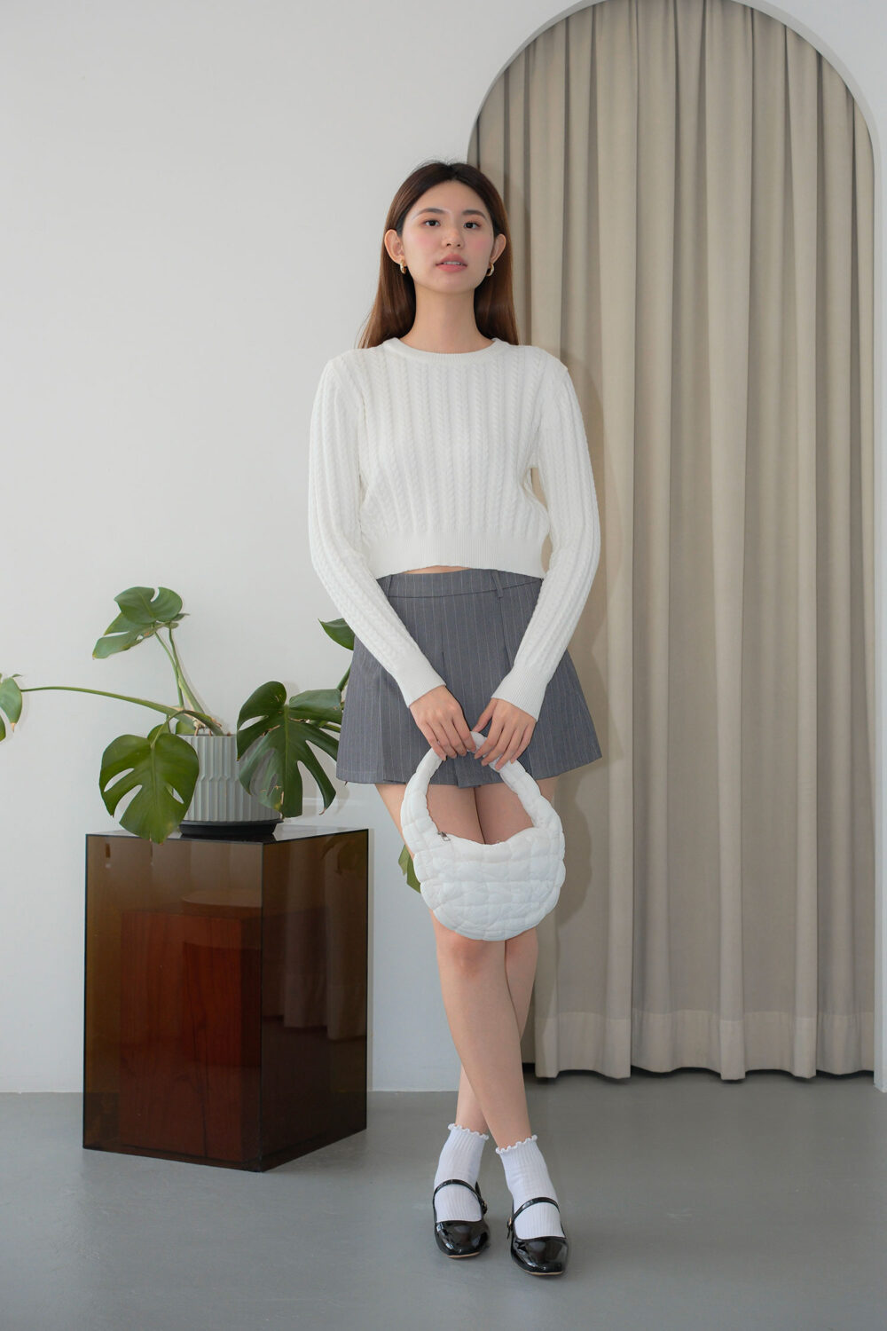 Cable Knit Sweatshirt - Image 7