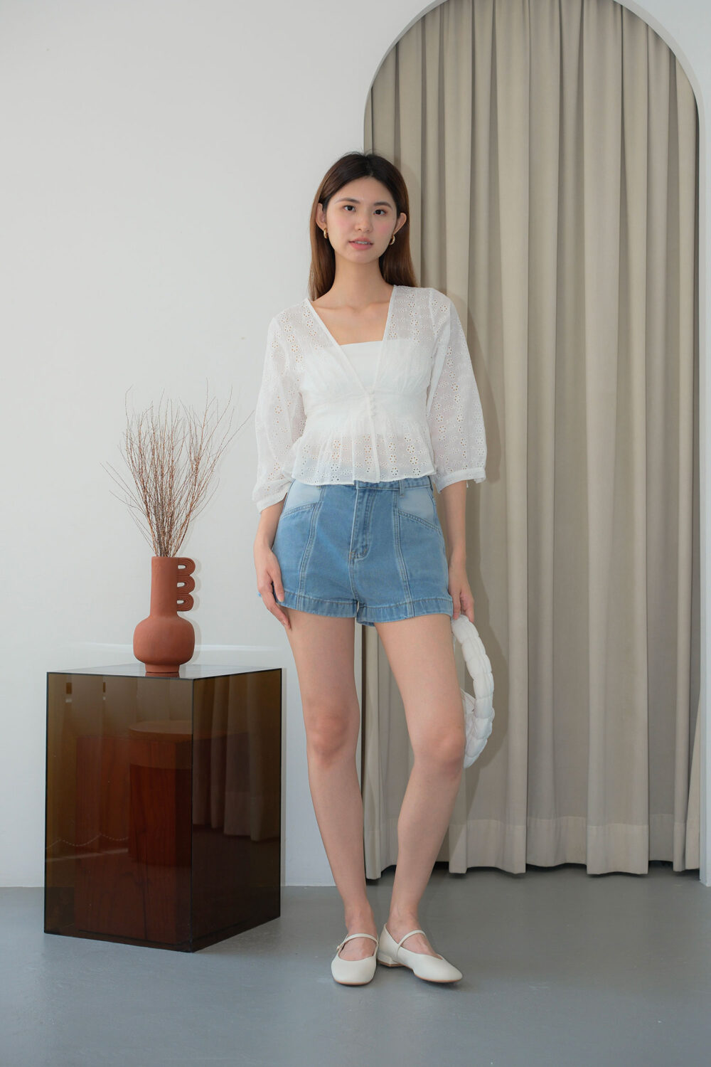 Broiderie Floral Lace Shirt - Image 3