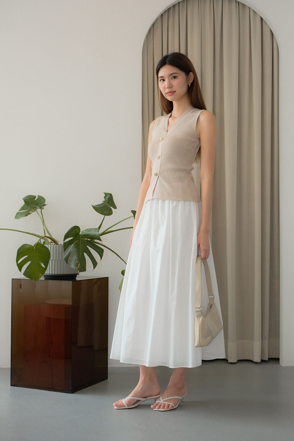 Golden Buttons Knit Tank Top - Image 9