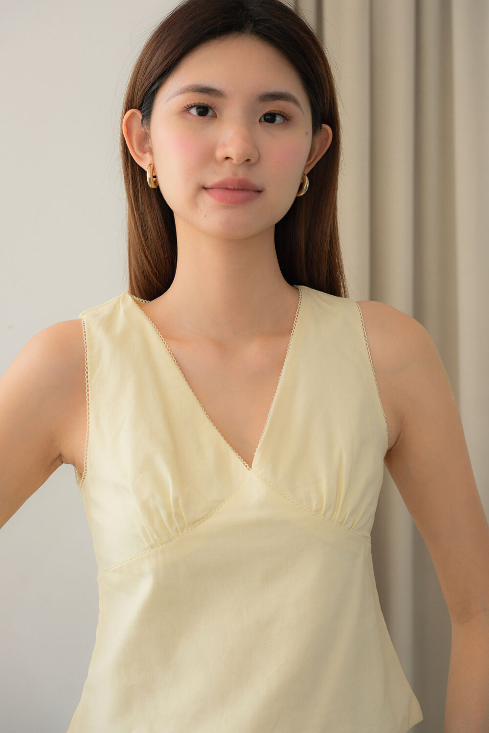 V Neck Lace Trim Top - Image 3