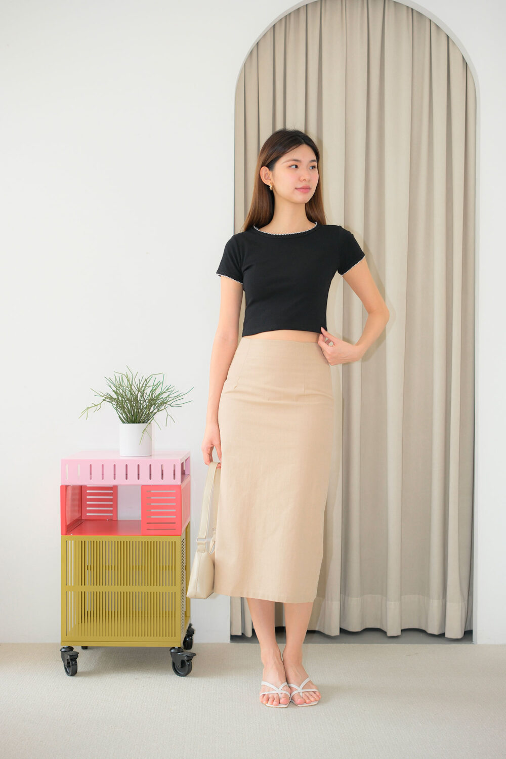 Contrast Lace Trim T-shirt - Image 5